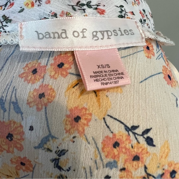 Band of Gypsies Floral Kimono Nude Peach Tones Asymmetric Sleeve Chiffon Sheer - Picture 9 of 10